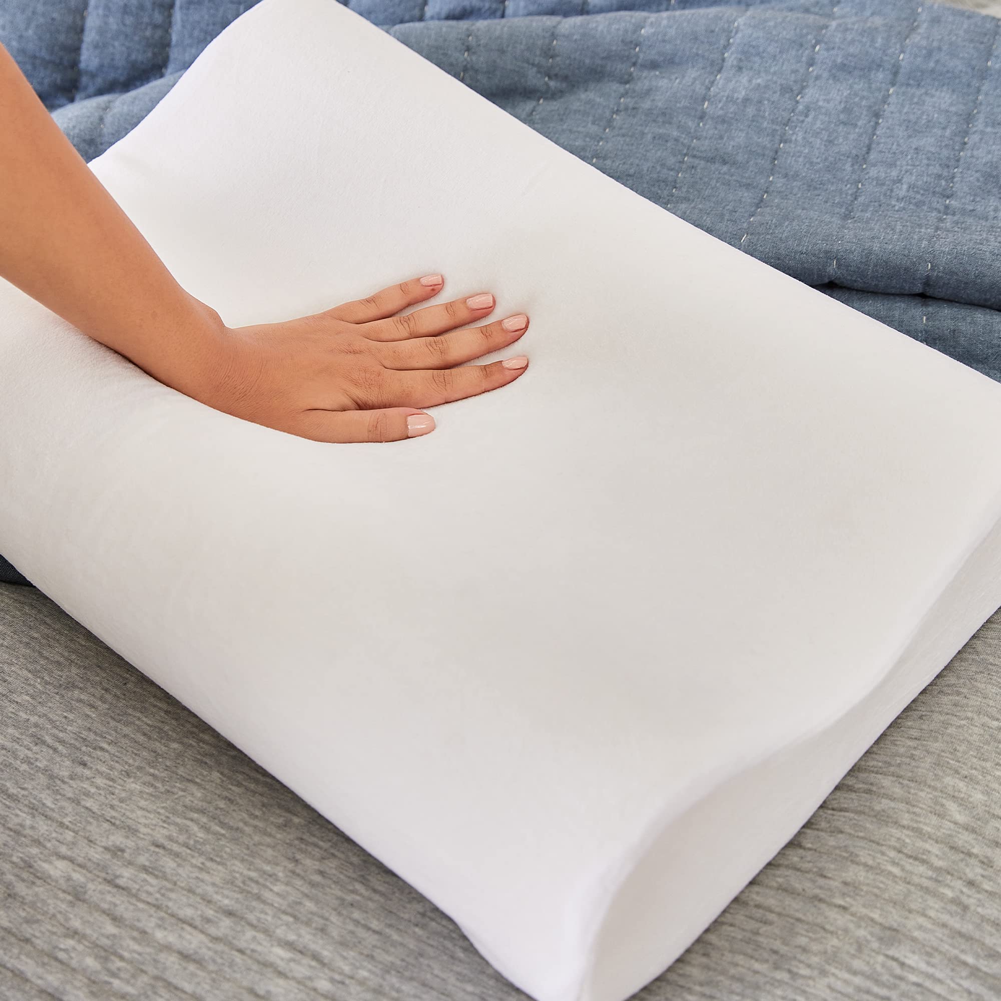 Sleep Innovations Memory Foam Contour Pillow, Queen Size, Head, Neck, and Shoulder Alignment, Side and Back Sleepers, Medium Support & PL12500BPMS Pillow, 1'8
