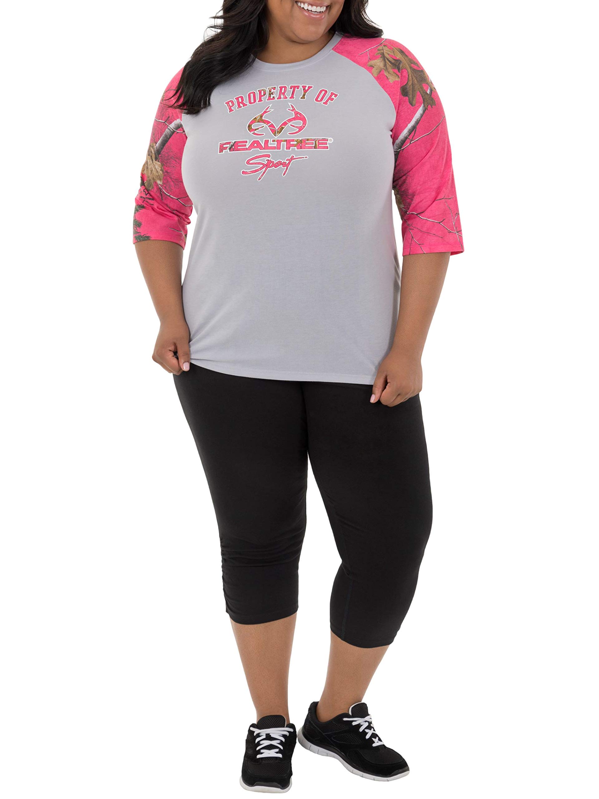 Realtree Women's Plus Size 3/4 Sleeve Colorblock Baseball Tee