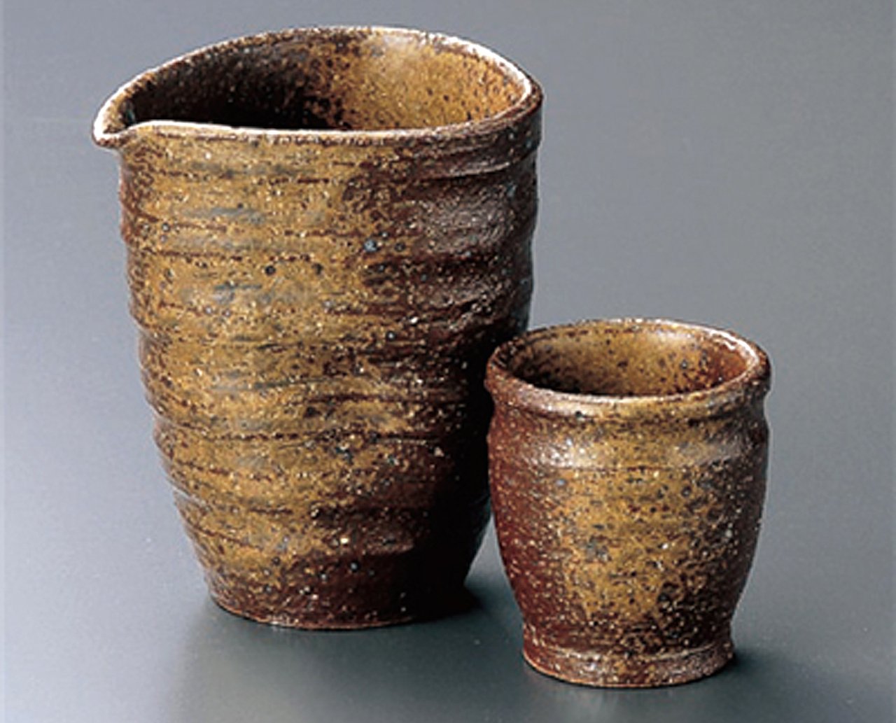 BIZEN Tohki Japanese Pottery SAKE Set 3.5inches Set of 5 SAKE Sets Japanese original Porcelain