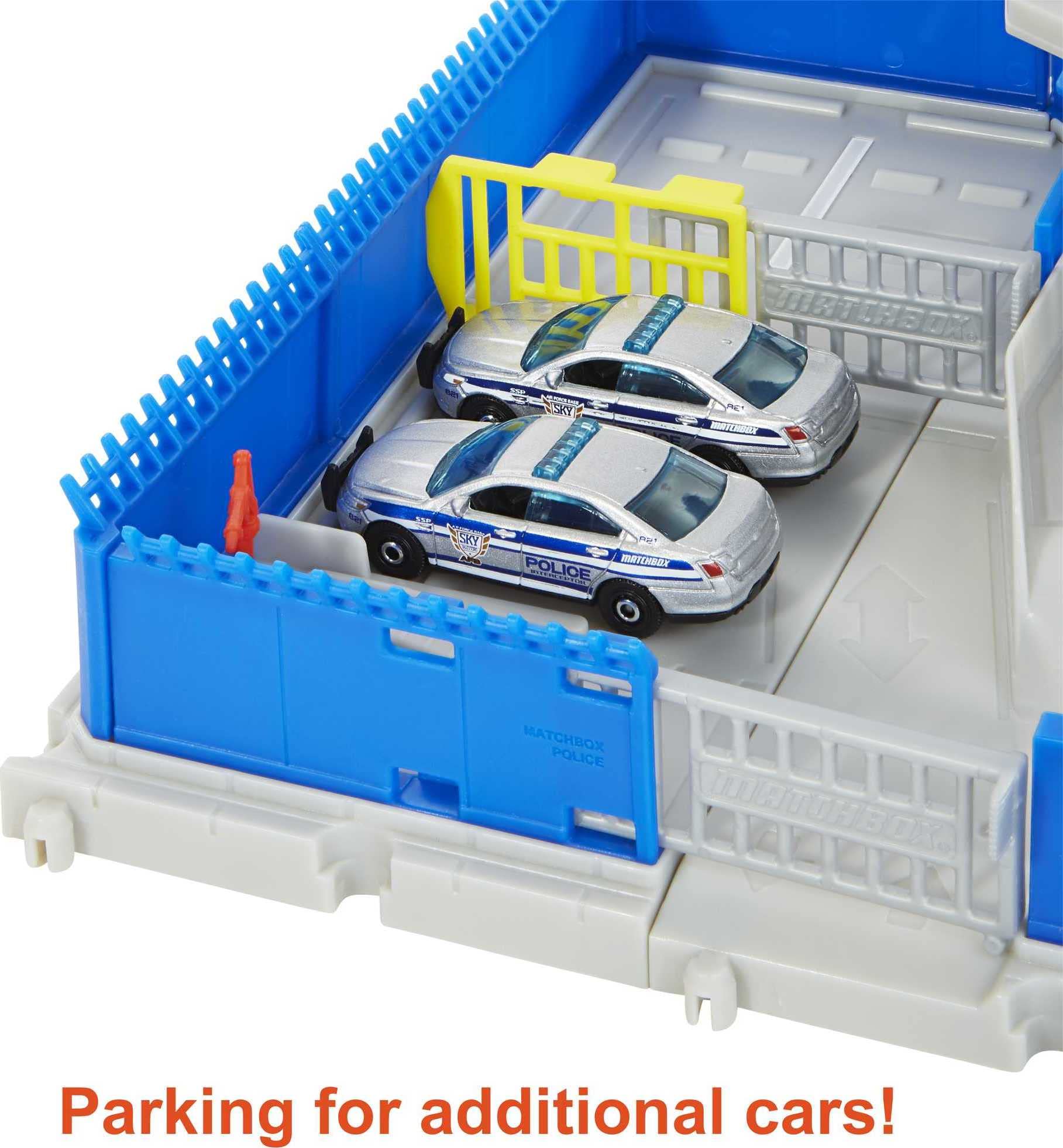 Matchbox Action Drivers Police Station Dispatch Playset with 1 Helicopter & 1 Ford Police Car, with Lights & Sounds