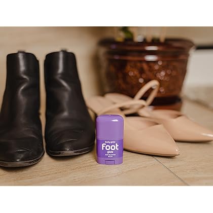 Body Glide Foot Glide Anti Blister Balm, 0.8oz: blister prevention for heels, shoes, cleats, boots, socks, and sandals. Use on toes, heel, ankle, arch, sole and ball of foot