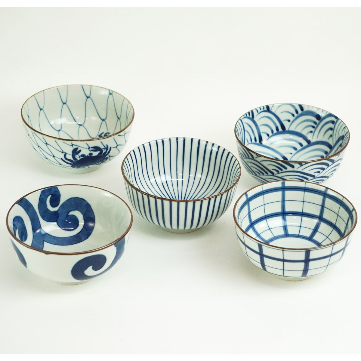 Saikai Pottery Seihide Kiln Sometsuke Picture Change Rice Bowl Japanese Style Bowl, 5.5 inches (14 cm) Diameter, 5 Patterns, Dinnerware Set (Gift Box), Wedding Gift, Japanese Pattern, Dishware,