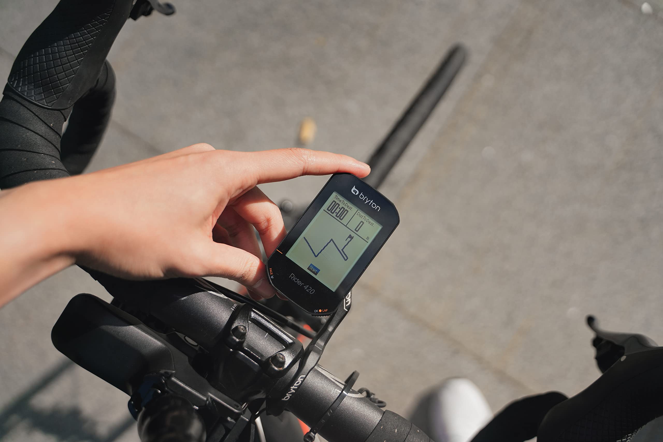 Bryton Unisex Rider 420e GPS Cycle Cycling Computer, Black, 83.9x49.9x16.9 UK