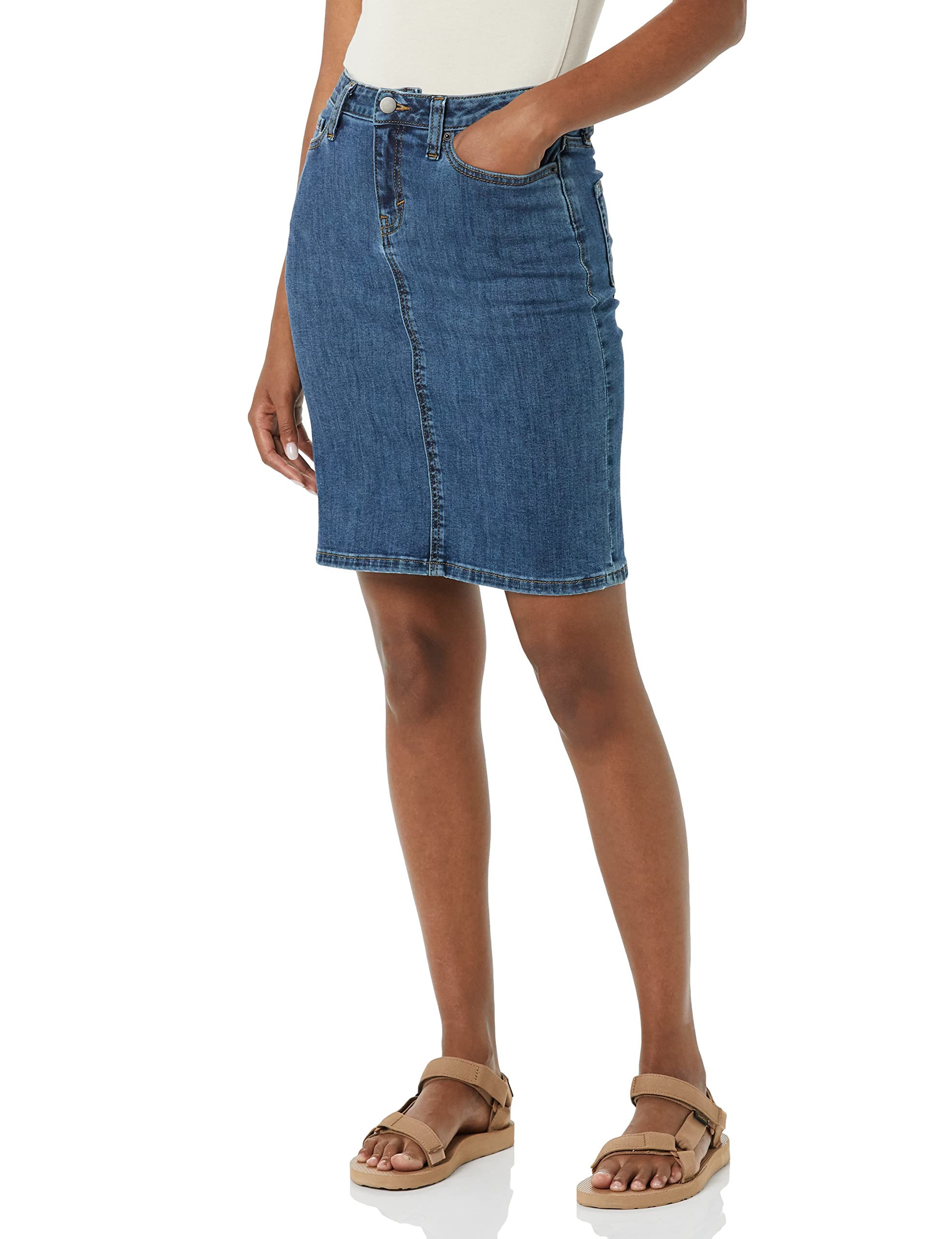 Amazon Essentials Women's Classic 5-Pocket Denim Skirt (Available in Plus Size)