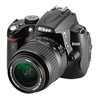 Nikon D5000 Appareil photo numérique Reflex 12.3 Kit Objectif AF-S DX VR 18-55 mm Noir