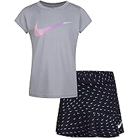 Nike Toddler Girls' Swoosh Wave T-Shirt And Scooter 2 Piece Set (Grey(26J180-023)/B, 2T)