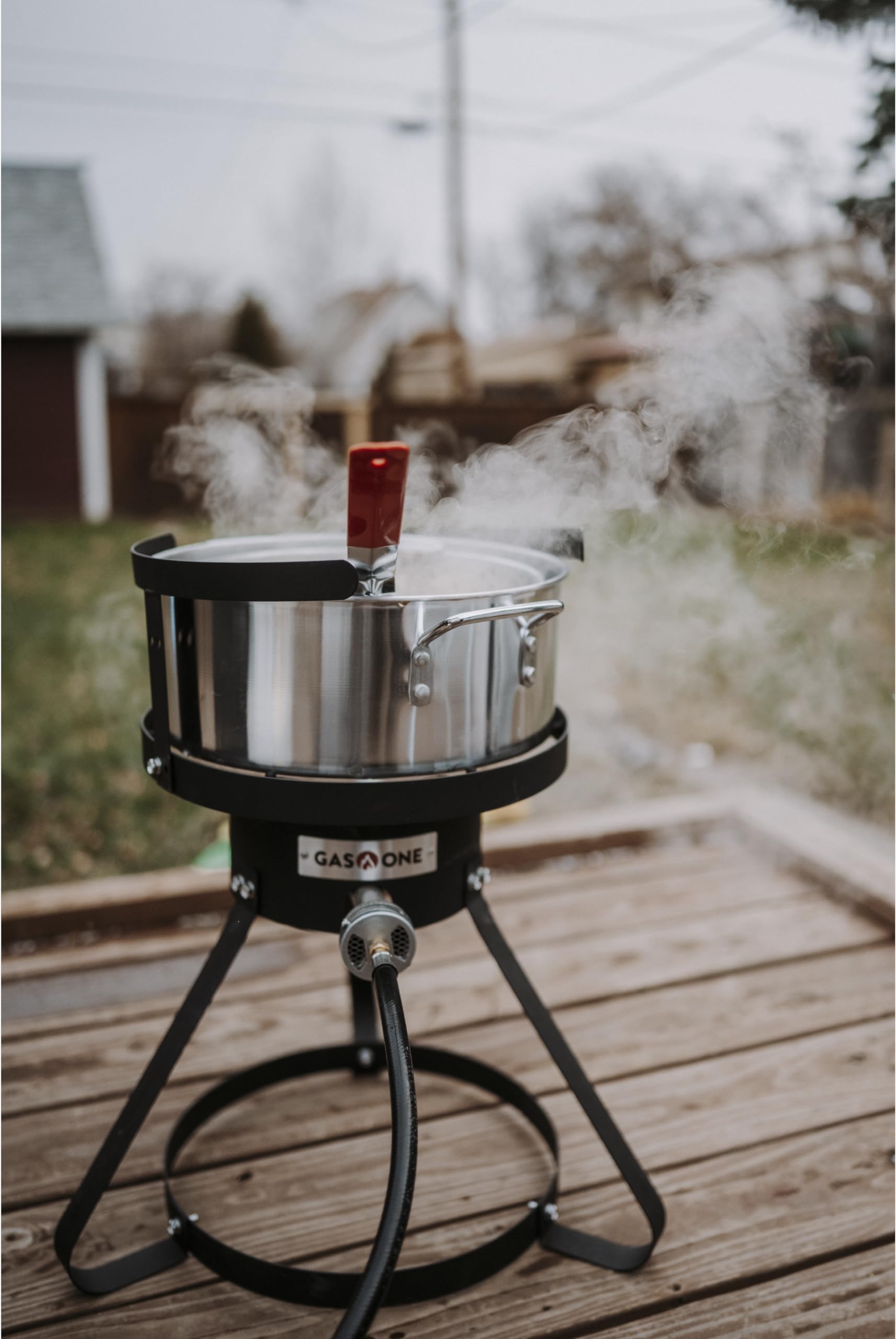 Gas One Aluminum Cooking Pot Deep Fryer with Basket – 10QT Aluminum Fry Pot with Easy Grip Handle – Durable Food Grade Outdoor Fryer with Perforated Strainer Basket – Ideal for Seafood, Chicken