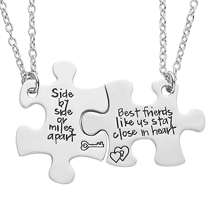 Melix Home Friendship Necklace for 2 Side by Side Best Friends Close in Heart Necklace Keyring Set