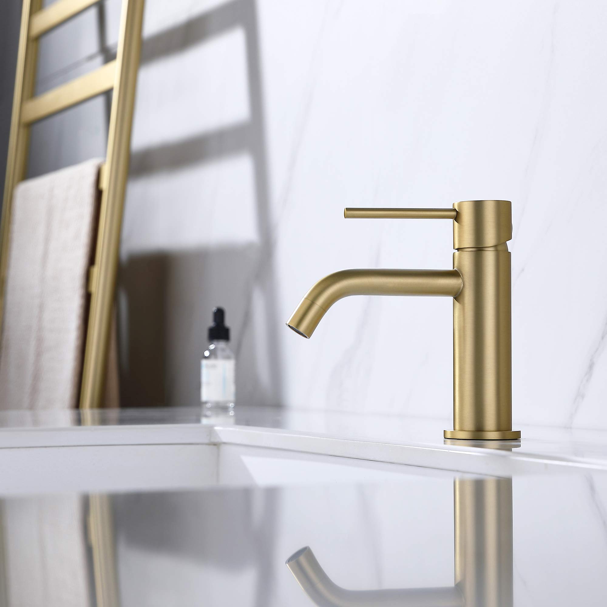 JXMMP Brushed Gold Bathroom Faucet, Single Handle Brass Sink Faucet Bathroom Single Hole with Pop Up Sink Drain Assembly and Water Faucet Supply Lines