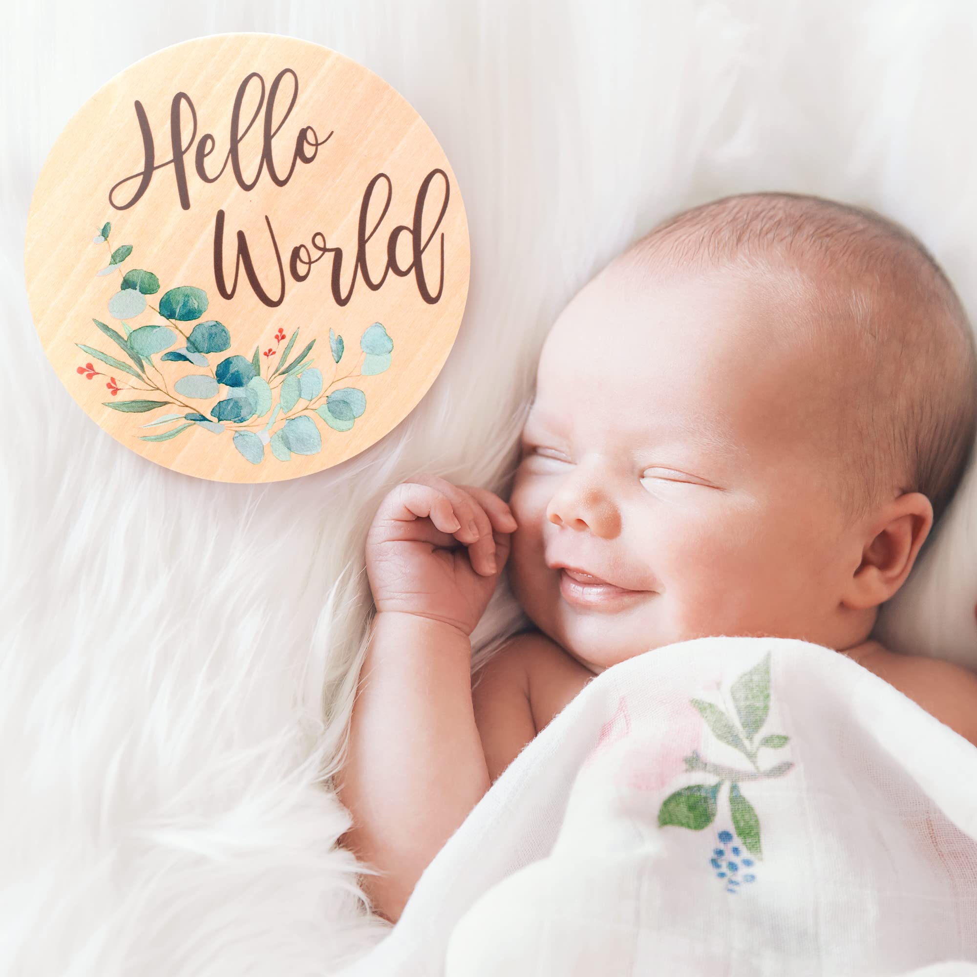 Beautiful Baby Monthly Milestone Cards - The Perfect Newborn Photography Props to Document Your Baby´s Growth - 10 Reversible Wooden Circles/Discs incl. Announcement & Hello World Sign