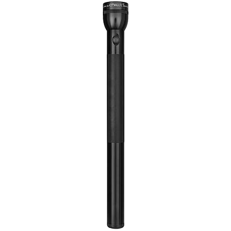 Heavy-Duty Incandescent 6-Cell D Flashlight, Black - S6D016