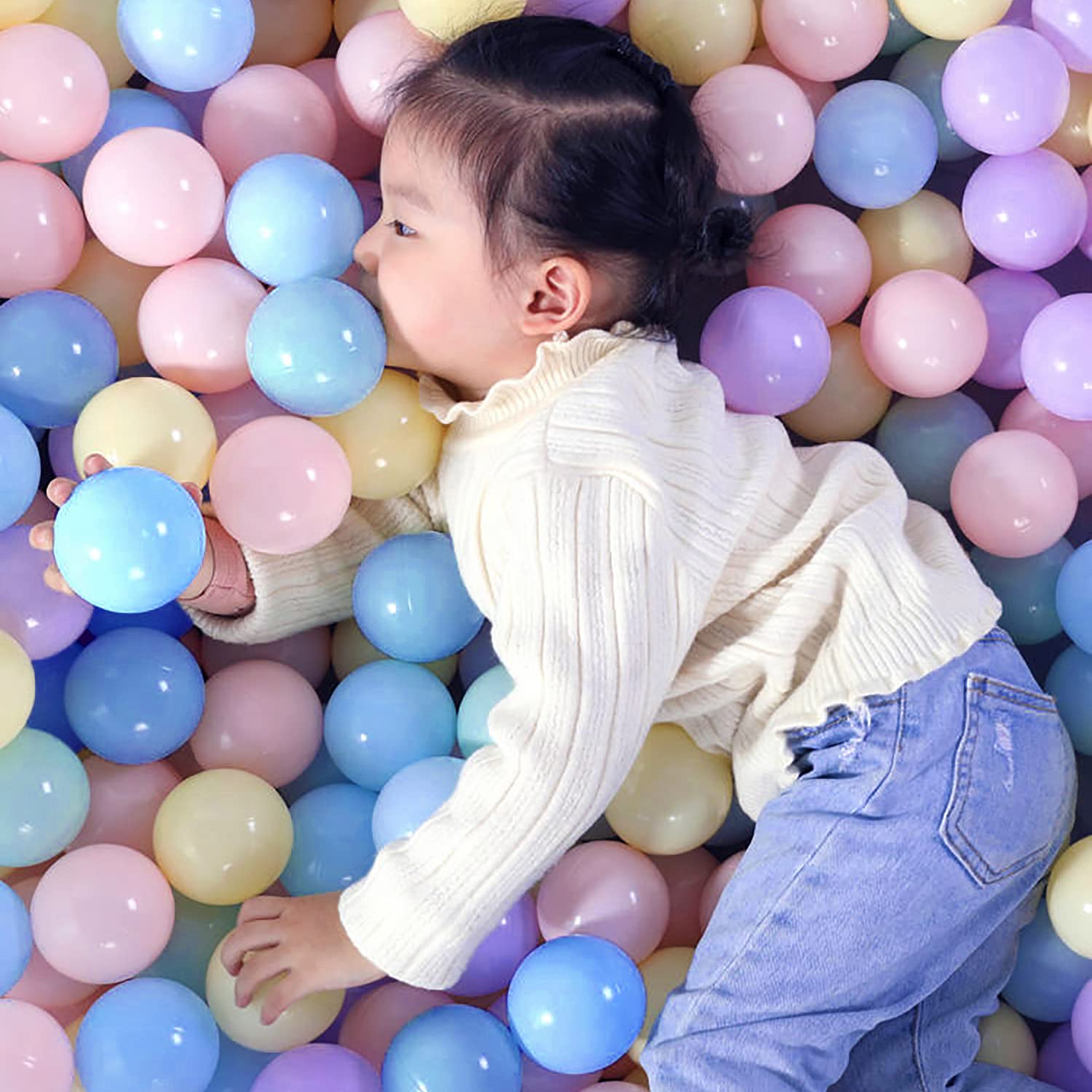 Babies Ball Pit Balls 170 BPA Free Ball Pool Balls for Swim Fun Toys,Non-Toxic Colorful Plastic Play Pit Balls For Baby Ball Pit,Toddlers Kids Birthday Party Decoration Tent Tunnels Pit Balls ( 2.2