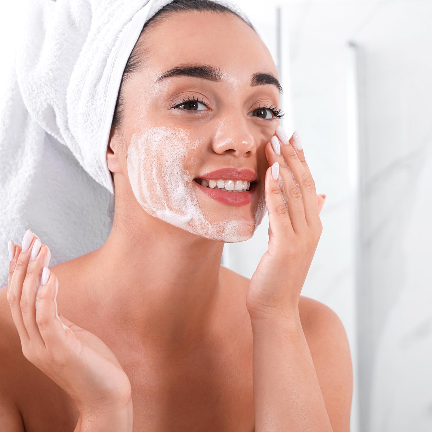 Amazon Basics Foaming Facial Cleanser
