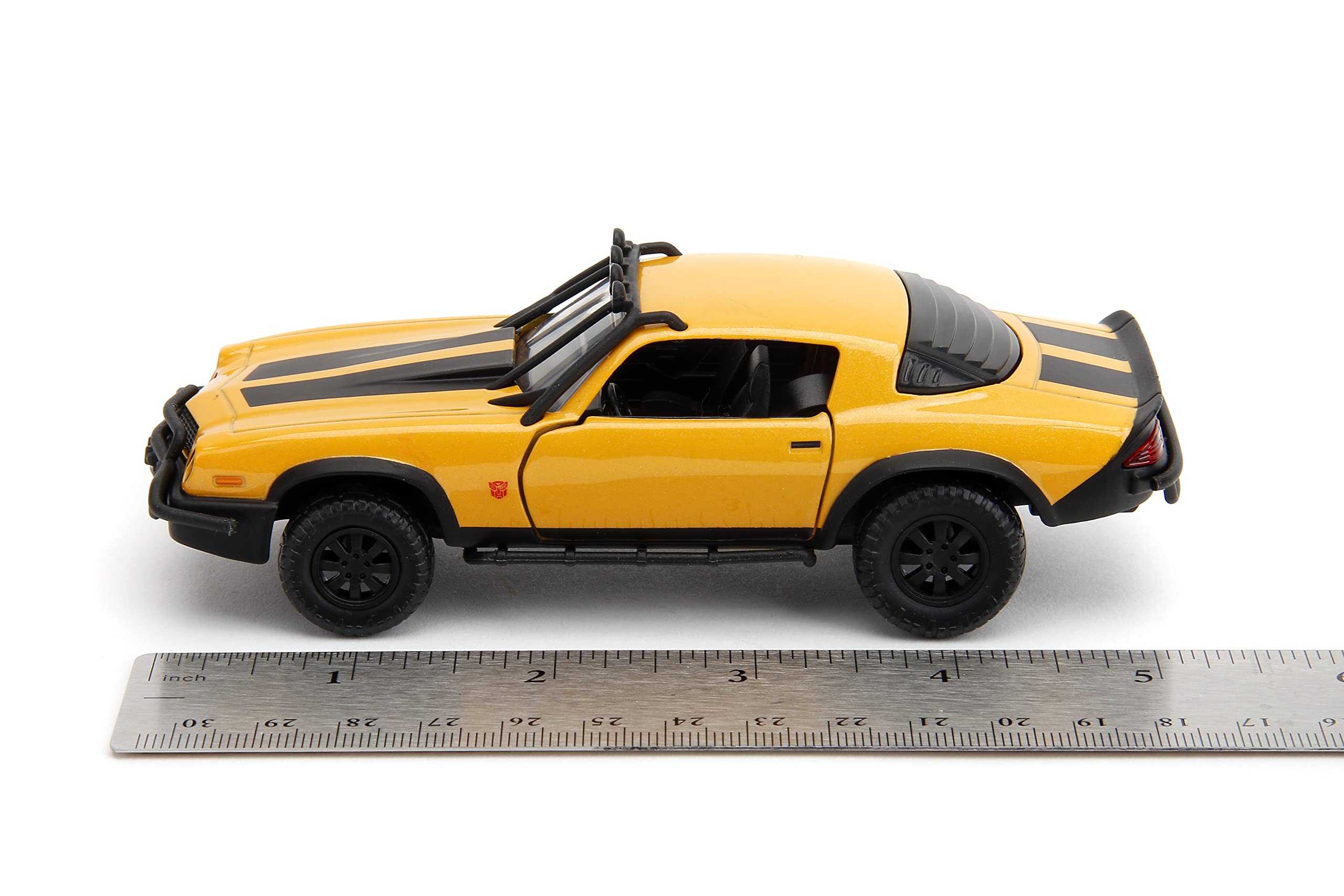 Transformers Rise of The Beast 1:32 1977 Chevy Camaro Bumblebee w/Robot On Chassis Die-Cast Car, Toys for Kids and Adults