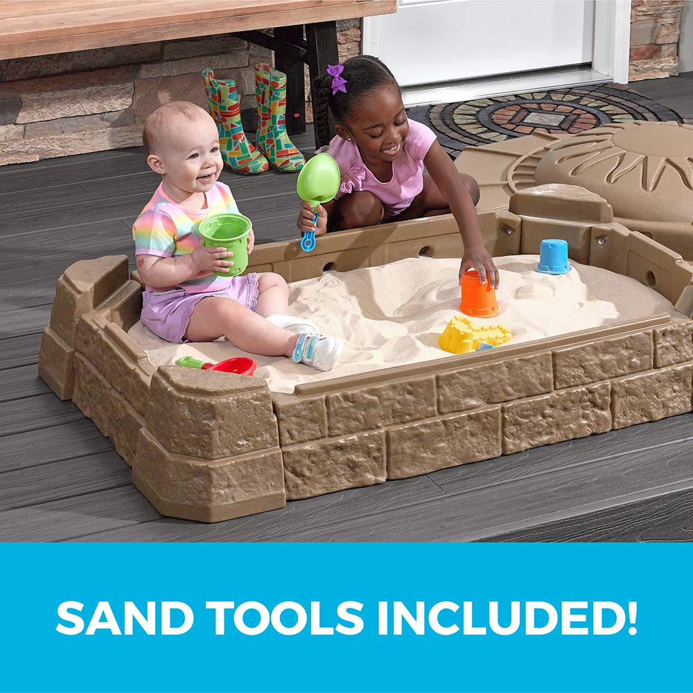 Step2 Naturally Playful Sandbox II, Kids Sand Activity Sensory Play Pit, 7 Piece Accessory Kit, Toddler Summer Outdoor Toys, 2+ Years Old