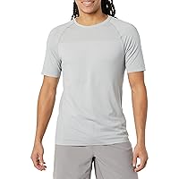 Amazon Essentials Men's Active Seamless Slim-Fit Short-Sleeve T-Shirt
