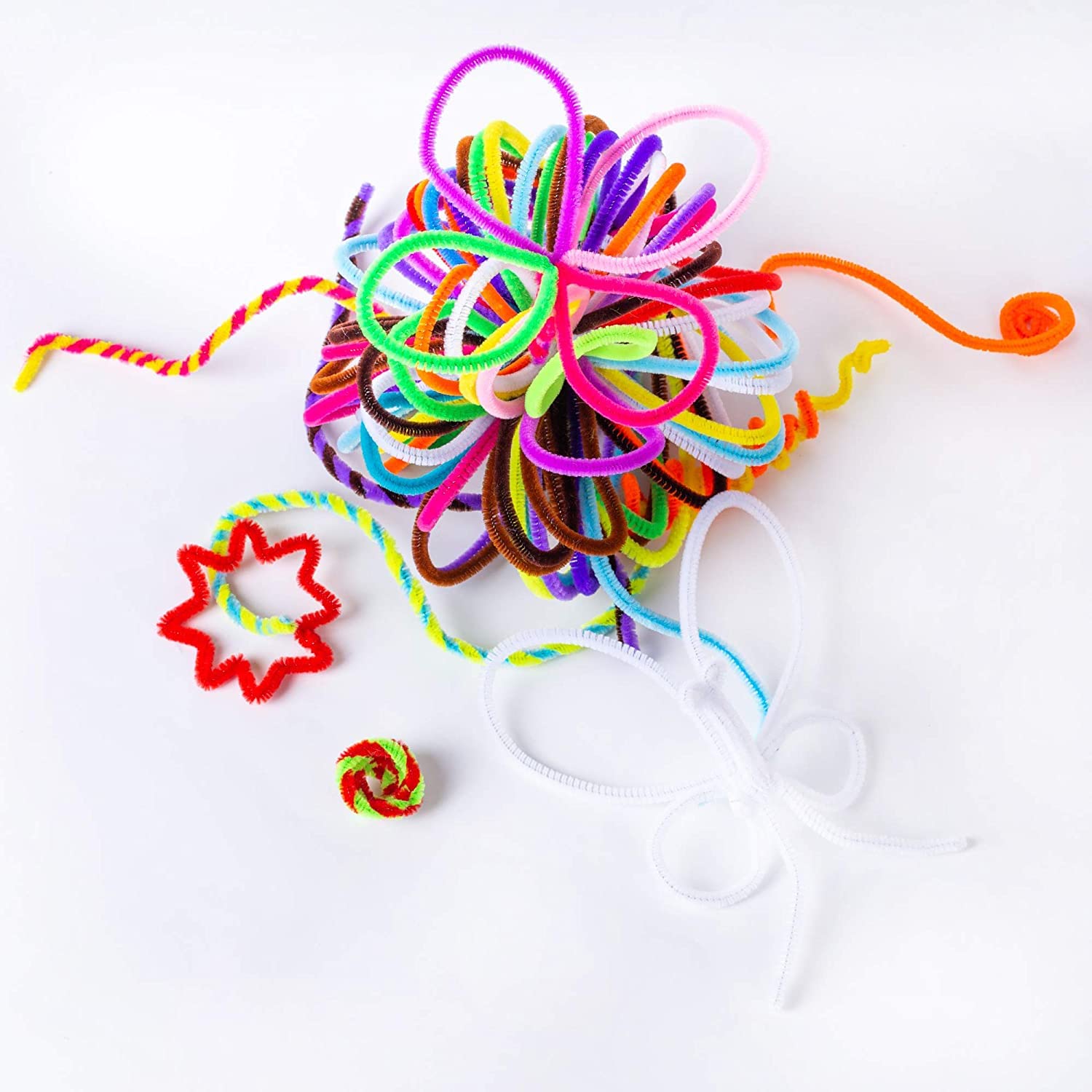 Craft Pipe Cleaners for Kids – 300 Chenille Stems in 20 Vibrant Colors Measure 6mm x 12 Inches Each – Bend, Twist and Connect to Create Fun, Fuzzy Ornaments, Decorations, Animals and Flowers