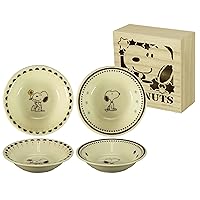 Peanuts SN1500-185H Snoopy Salad Bowl, 13.5 fl oz (400 ml), Deep Plates, 4 Pieces, Fruit Plates, Diameter 5.5 x Depth 1.2 inches (14 x 3 cm), Microwave, Dishwasher Safe, Wooden Box, Present, Made in