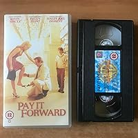 Pay It Forward [VHS] Pay It Forward [VHS] VHS Tape DVD