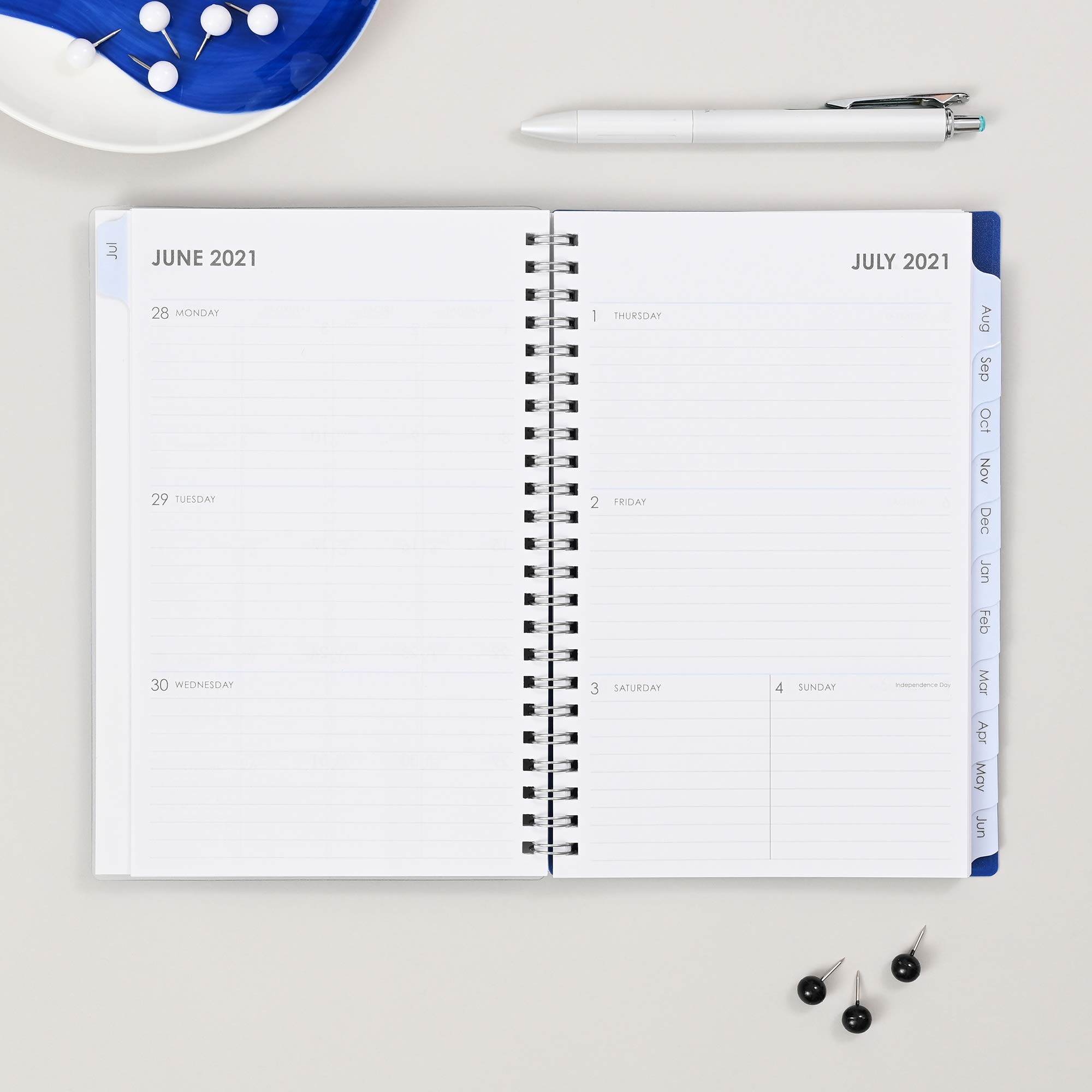 Blue Sky 2021-2022 Academic Year Weekly & Monthly Planner, 5