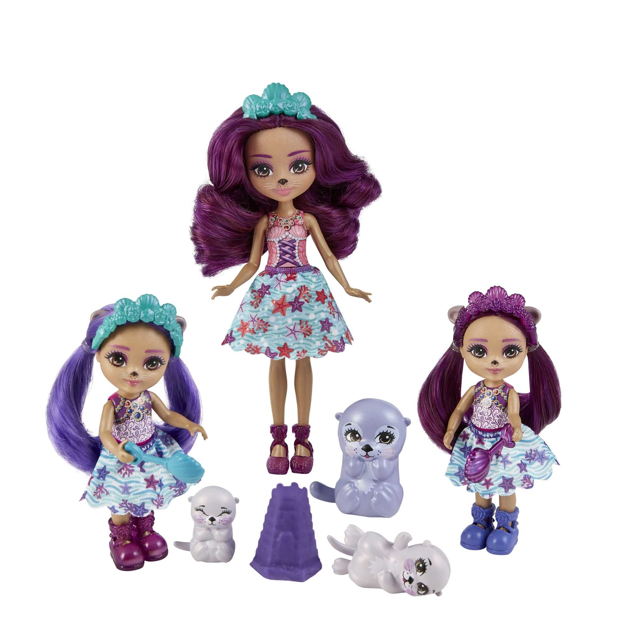 Enchantimals Family Toy Set, Ottavia Otter Doll (6-in) with Little Sibling Dolls (4-in) and 3 Otter Animal Figures, Great Gift for Kids Ages 3 and Up