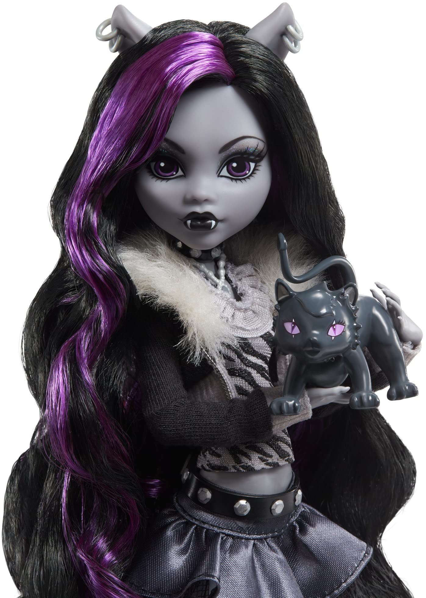 Monster High Doll, Clawdeen Wolf in Black and White, Reel Drama Collector Doll, Doll-Size and Life-Size Posters, Horror Flick Theme, Toys and Gifts