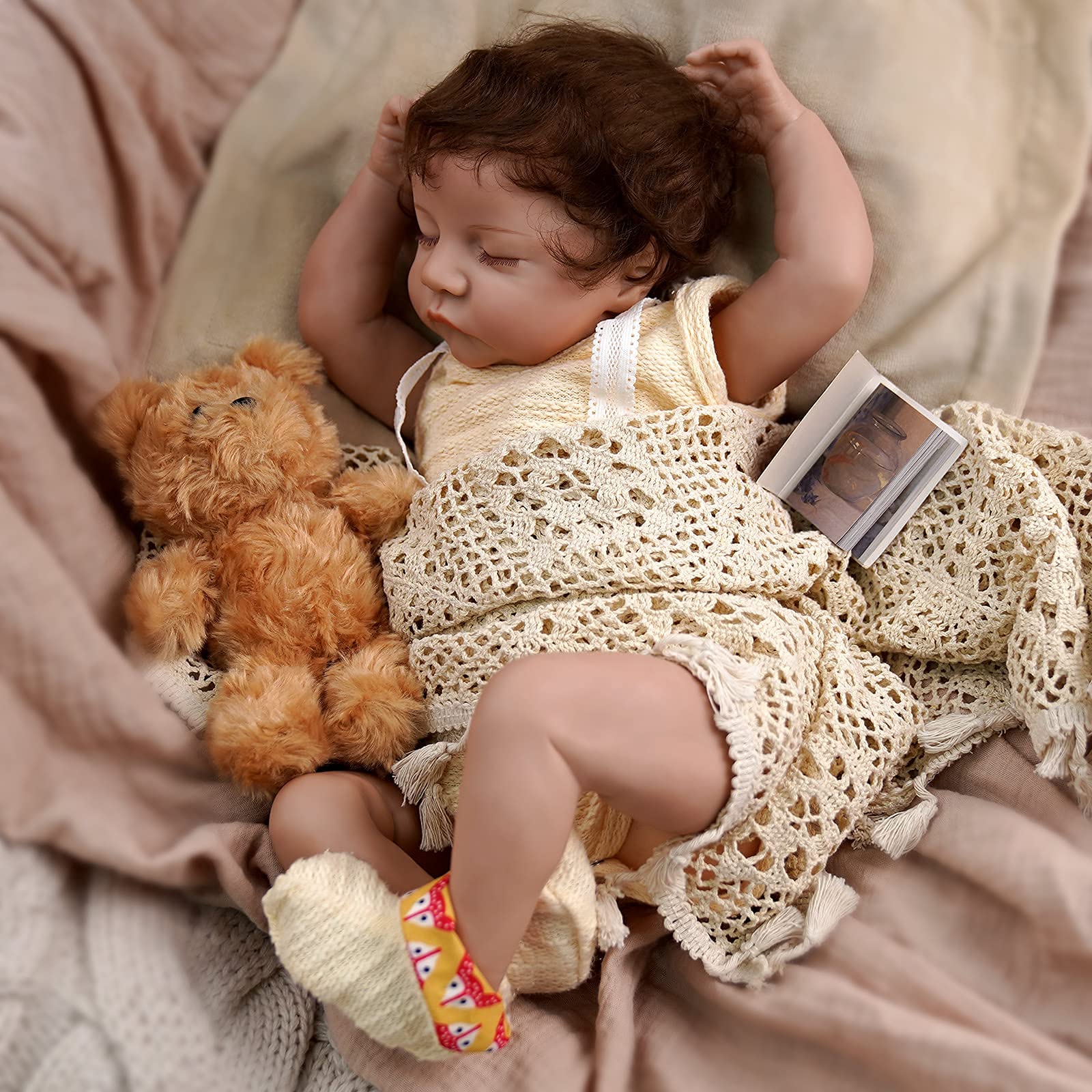 JIZHI Lifelike Reborn Baby Dolls - 17-Inch Soft Body Realistic-Newborn Baby  Dolls Full Vinyl Body Poseable Baby Girl with Feeding Kit Gift Box for