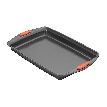 Rachael Ray 55673 Nonstick Bakeware Set with Grips includes Nonstick Bread Pan, Baking Pans and Cake Pans - 5 Piece, Gray with Orange Grips