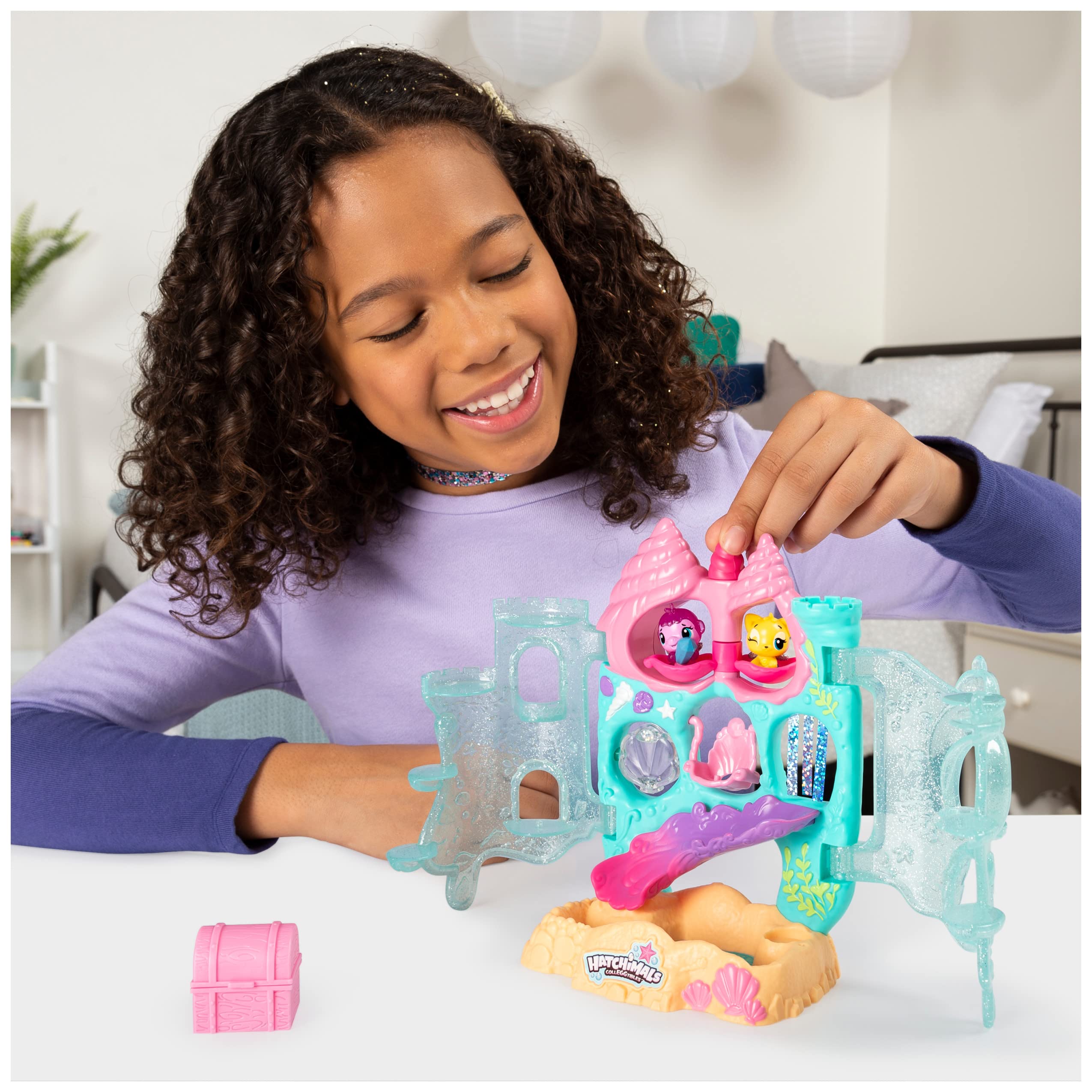 Hatchimals CollEGGtibles, Coral Castle Fold Open Playset with Exclusive Mermal Magic, for Kids Aged 5 and Up