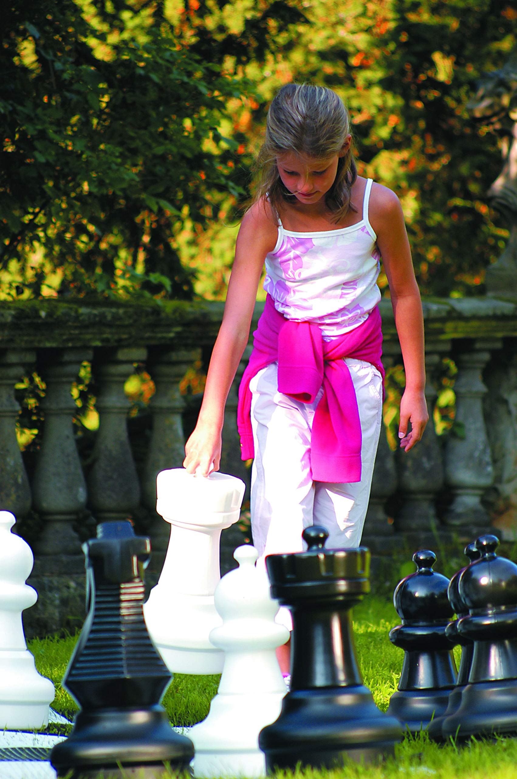 Kettler Giant Chess Pieces Complete Set with 25 Inches Tall King - White and Black