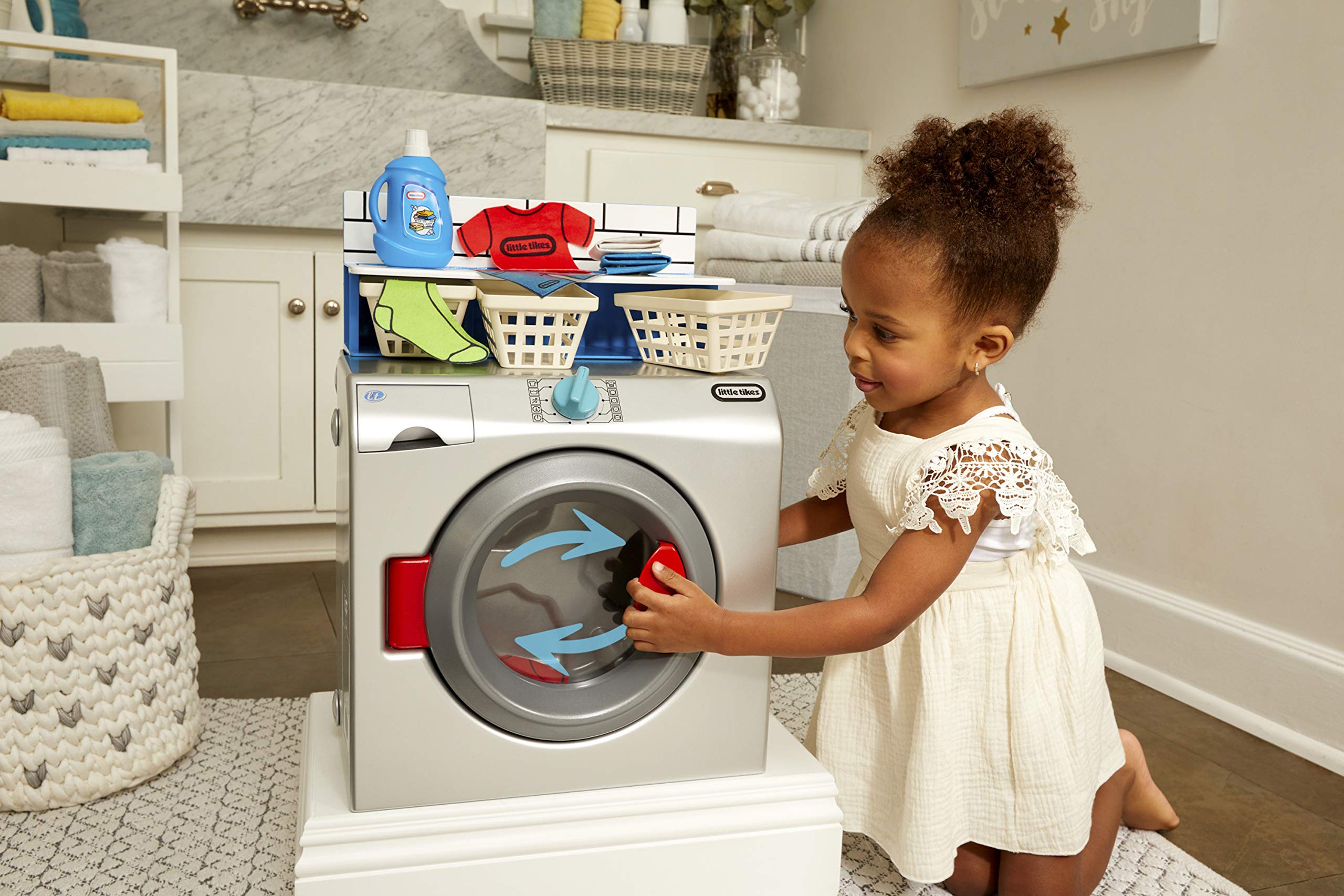 Little Tikes First Washer Dryer - Realistic Pretend Play Appliance for Kids, Interactive Toy Washing Machine with 11 Laundry Accessories, Unique Toy, Ages 2+