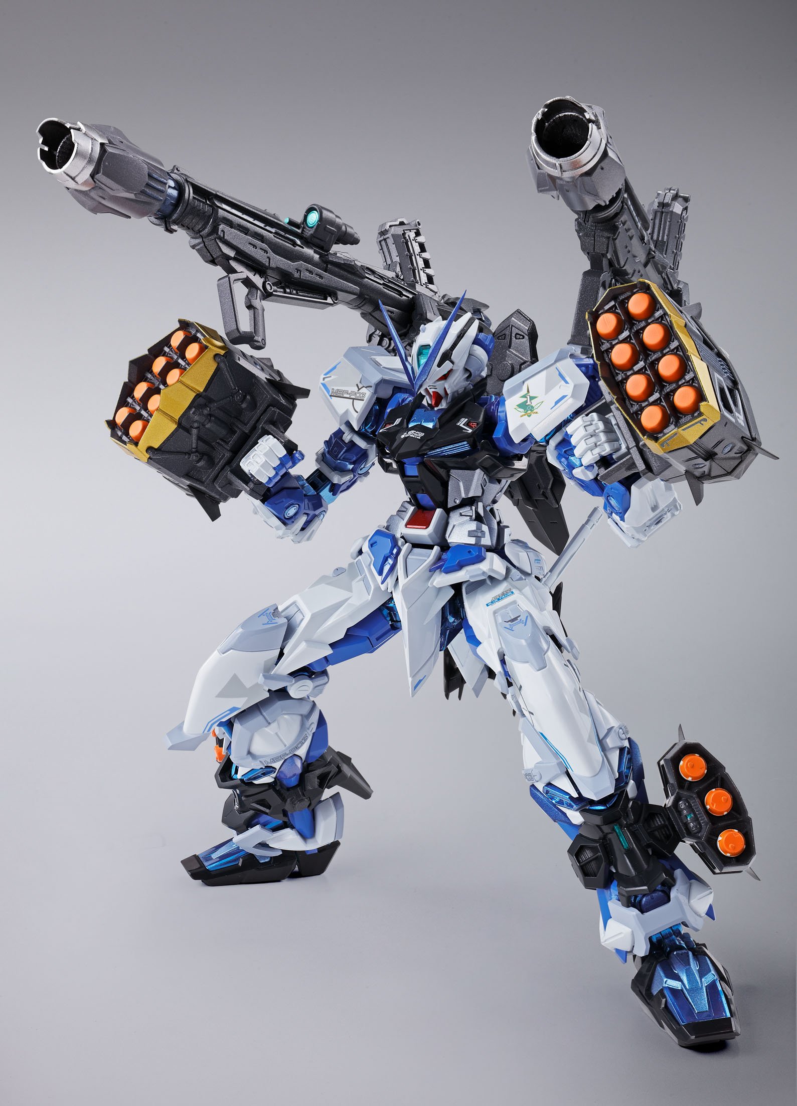 Bandai Tamashii Nations Metal Build Astray Blue Frame 