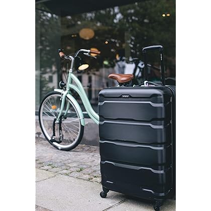 Samsonite Omni PC Hardside Expandable Luggage with Spinner Wheels, Checked-Large 28-Inch, Black