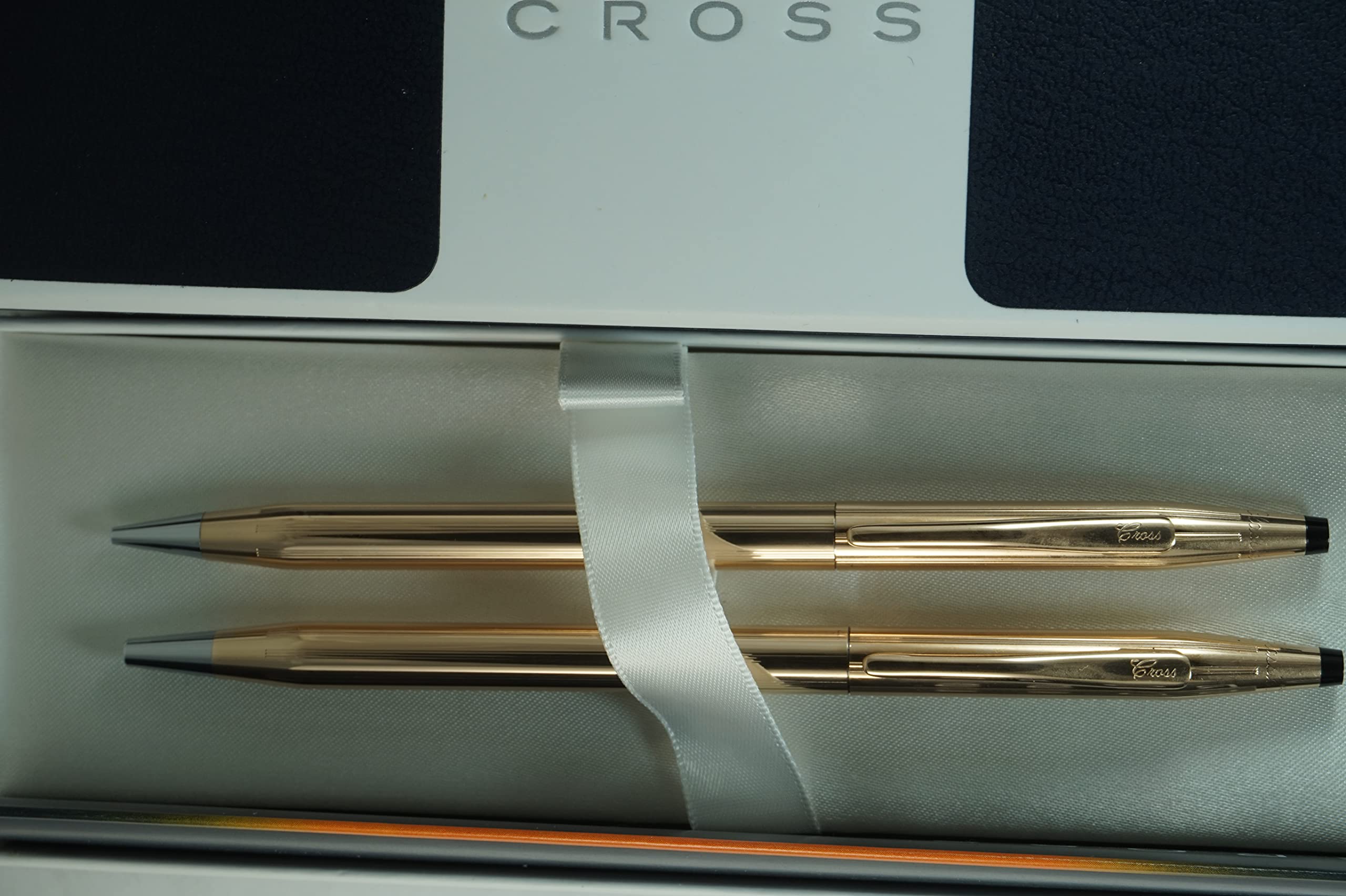 Cross Classic Century Made in the USA 14k Gold Filled/Rolled Gold Ball Pen and 0.5MM Pencil. This is quality at its Best from Lincoln Rhode Island, USA