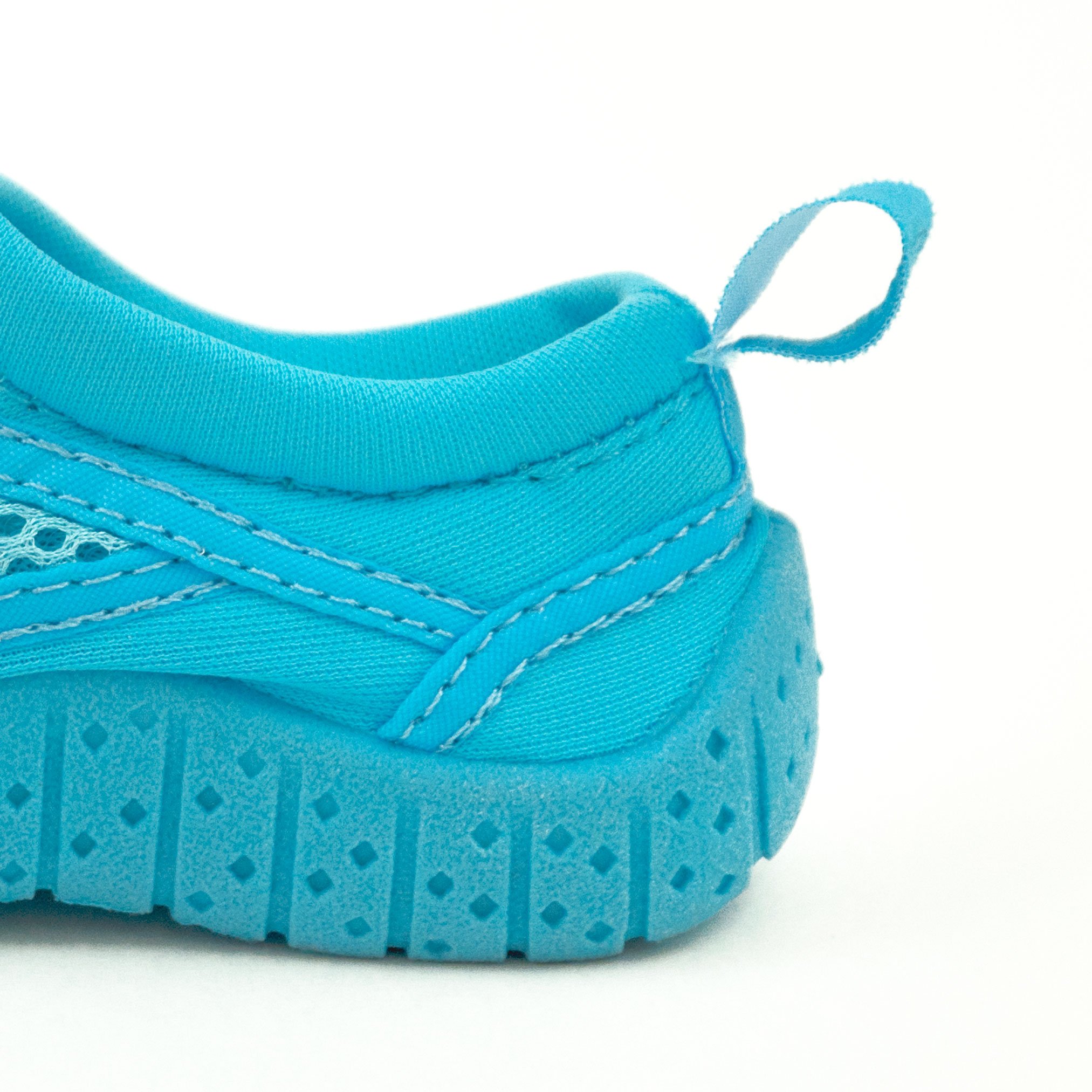 i play. Unisex-Child Water Shoe