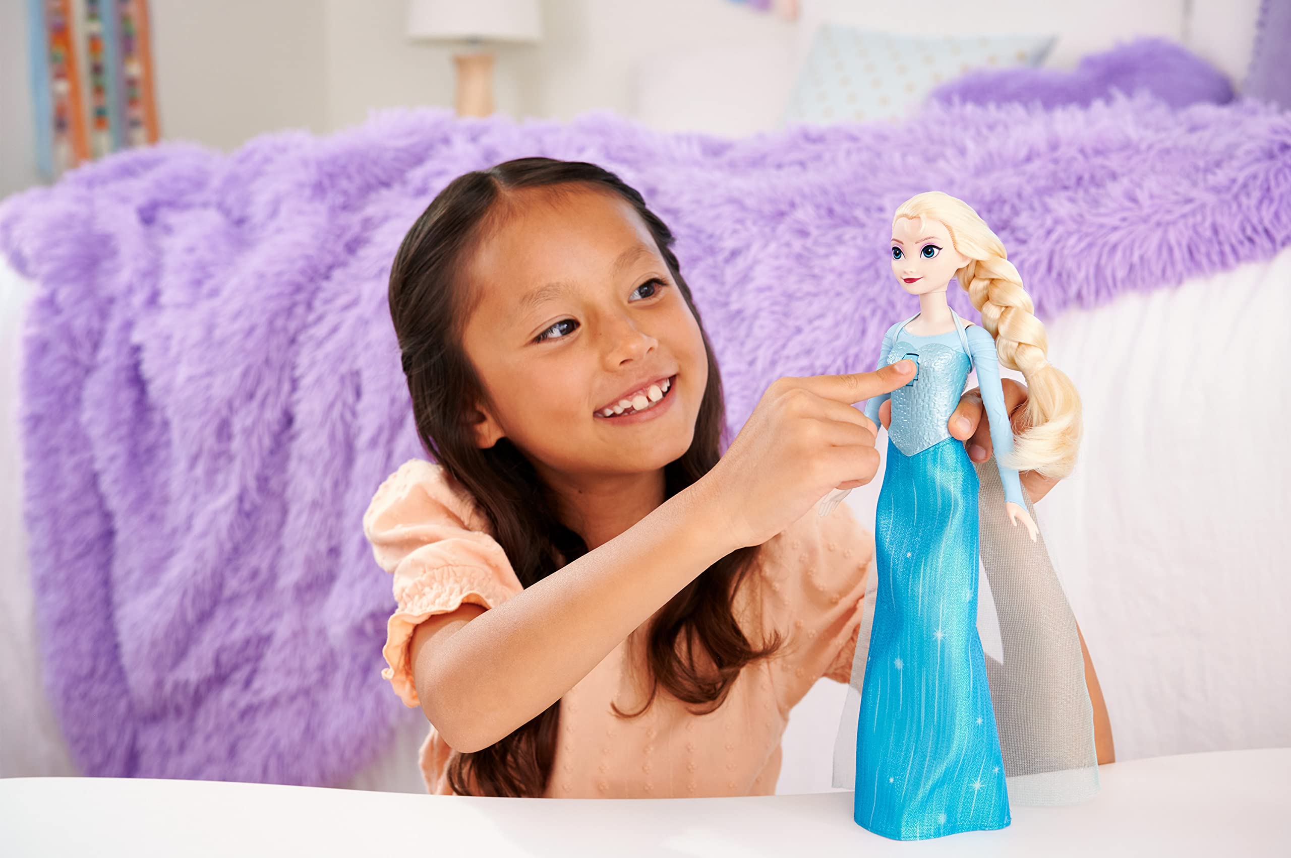 Disney Frozen Toys, Singing Elsa Doll in Signature Clothing, Sings “Let It Go” from the Disney Movie Frozen
