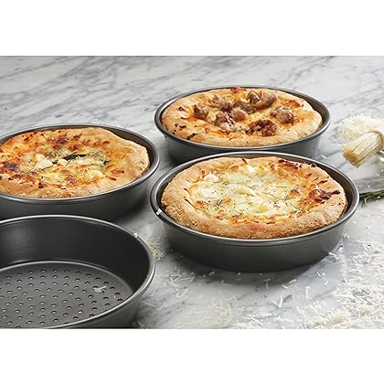 Chicago Metallic Professional Perforated Mini-Deep Dish Pizza Pan Set