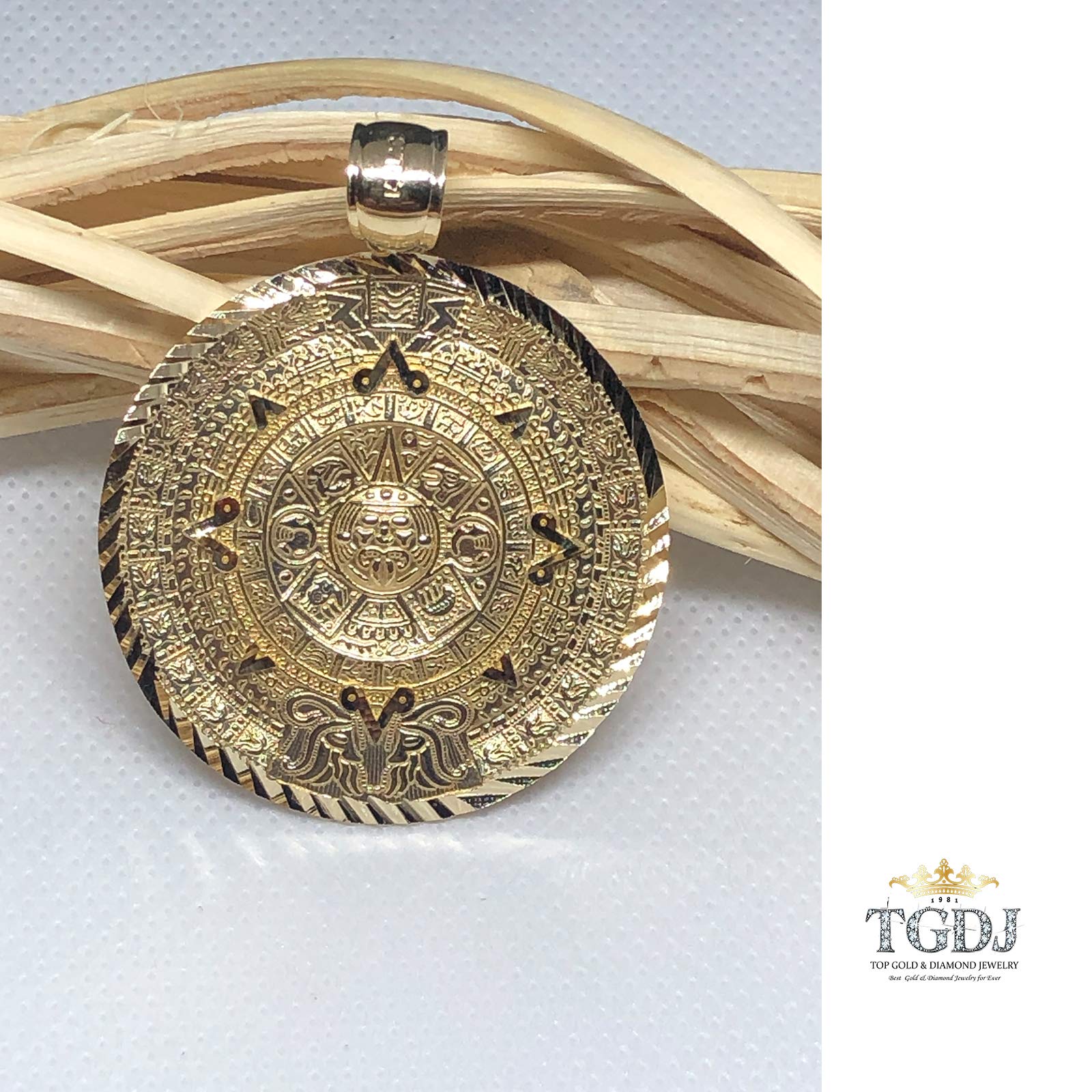 TGDJ 14K Yellow Gold Aztec Mayan Calendar Charm Pendant, 40x40 mm Diamond-Cut Ornate, Handmade Spiritual Symbol, Gold Stamped Fine Jewelry, Great Gift for Men & Women (40mm)