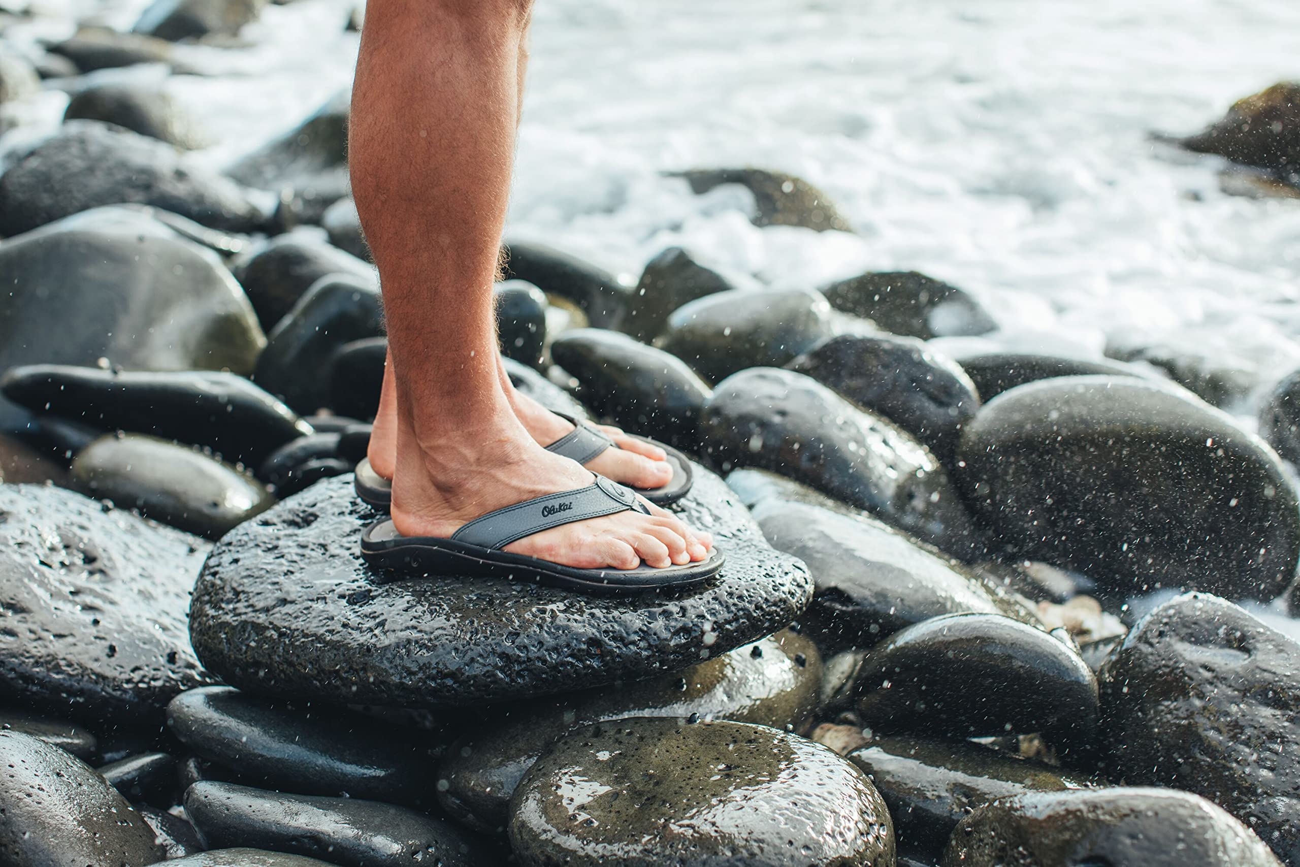 Mua OLUKAI Ohana Men's Beach Sandals, Quick-Dry Flip-Flop Slides, Water  Resistant  Lightweight, Compression Molded Footbed  Ultra-Soft Comfort Fit,  Stone/Stone, 7 trên Amazon Mỹ chính hãng 2023 | Giaonhan247