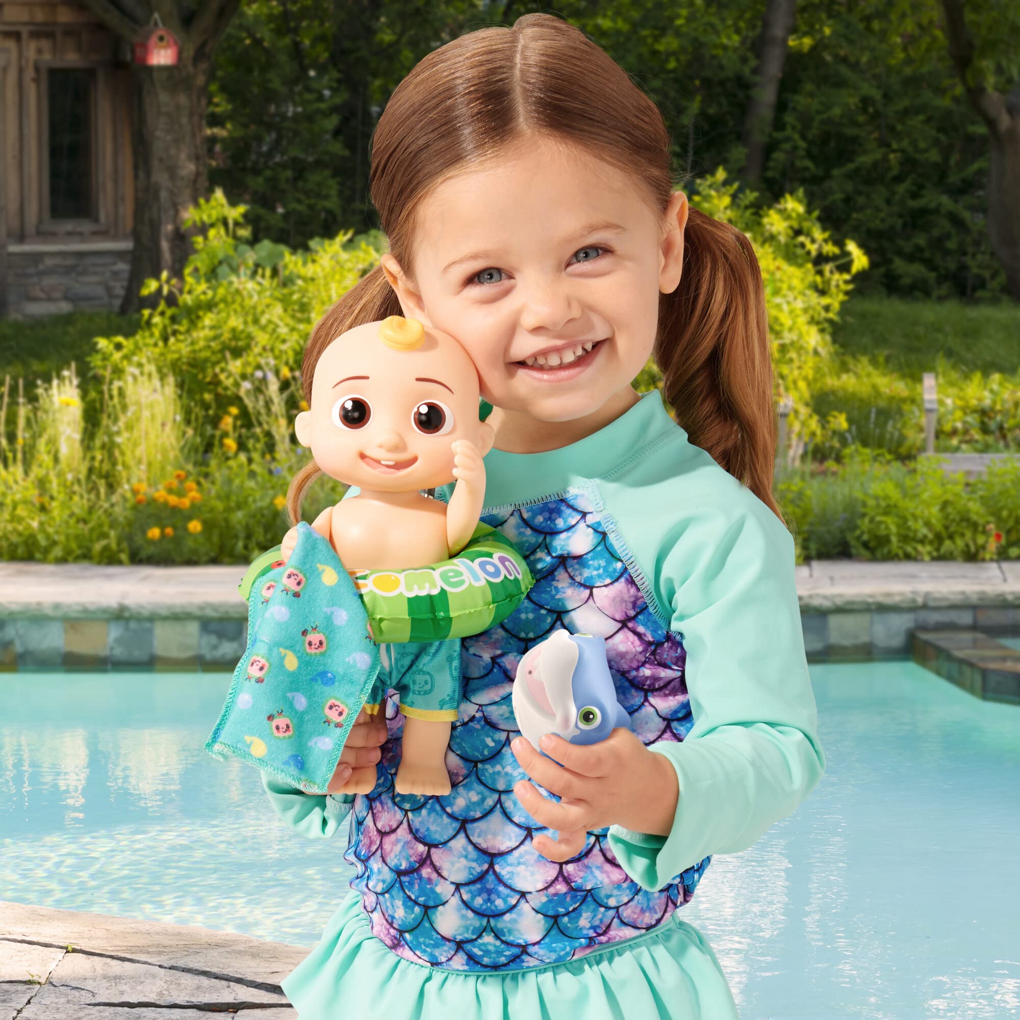 CoComelon - Splish Splash JJ Doll- with Shark Bath Squirter and Water Accessories - CoComelon Water Play - Toys for Kids and Preschoolers - Amazon Exclusive