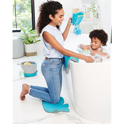 Skip Hop Baby Bath Rinse Cup, Moby Tear-free Waterfall Rinser, Blue