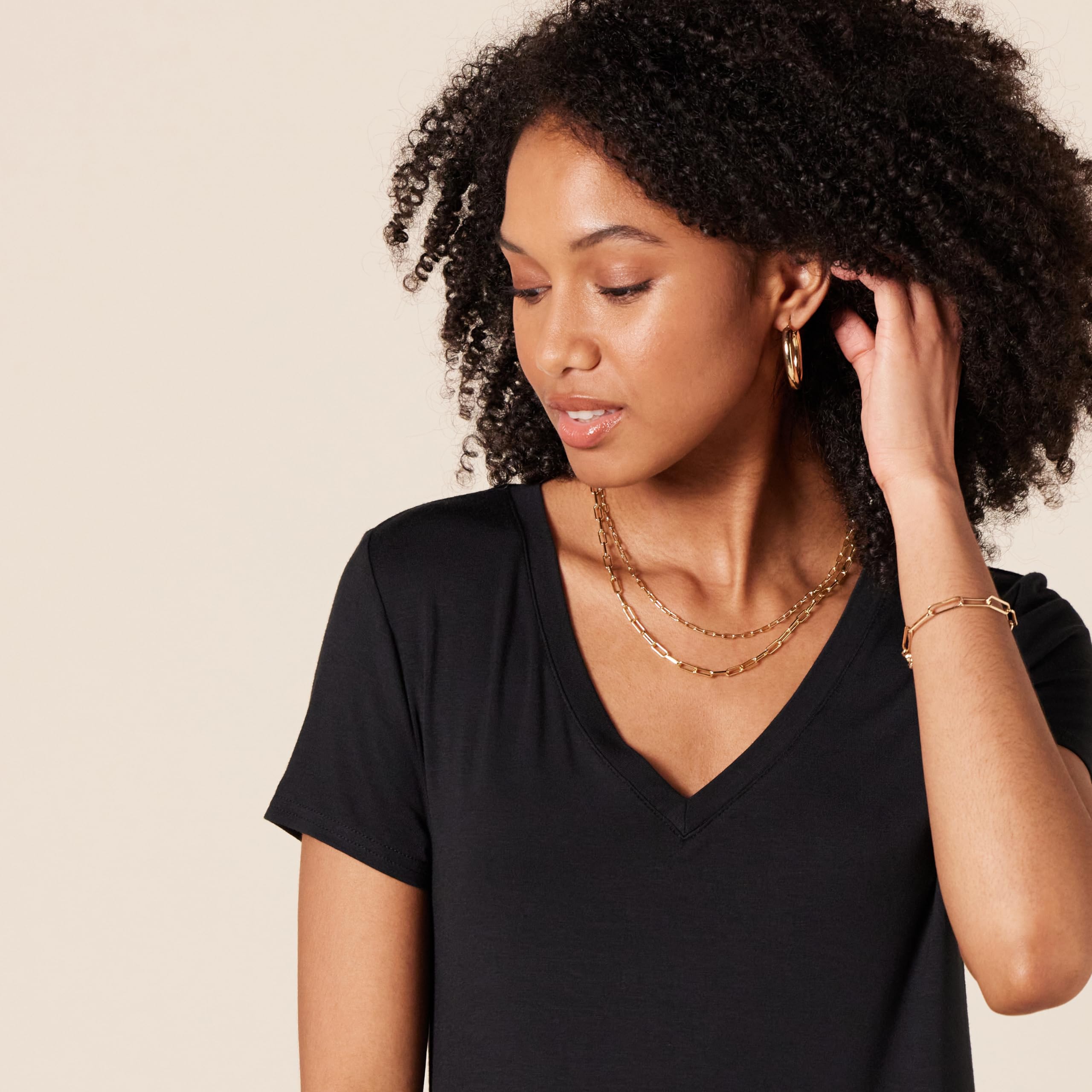 Amazon Essentials Women's Jersey V-Neck Short Sleeve Midi Length Dress