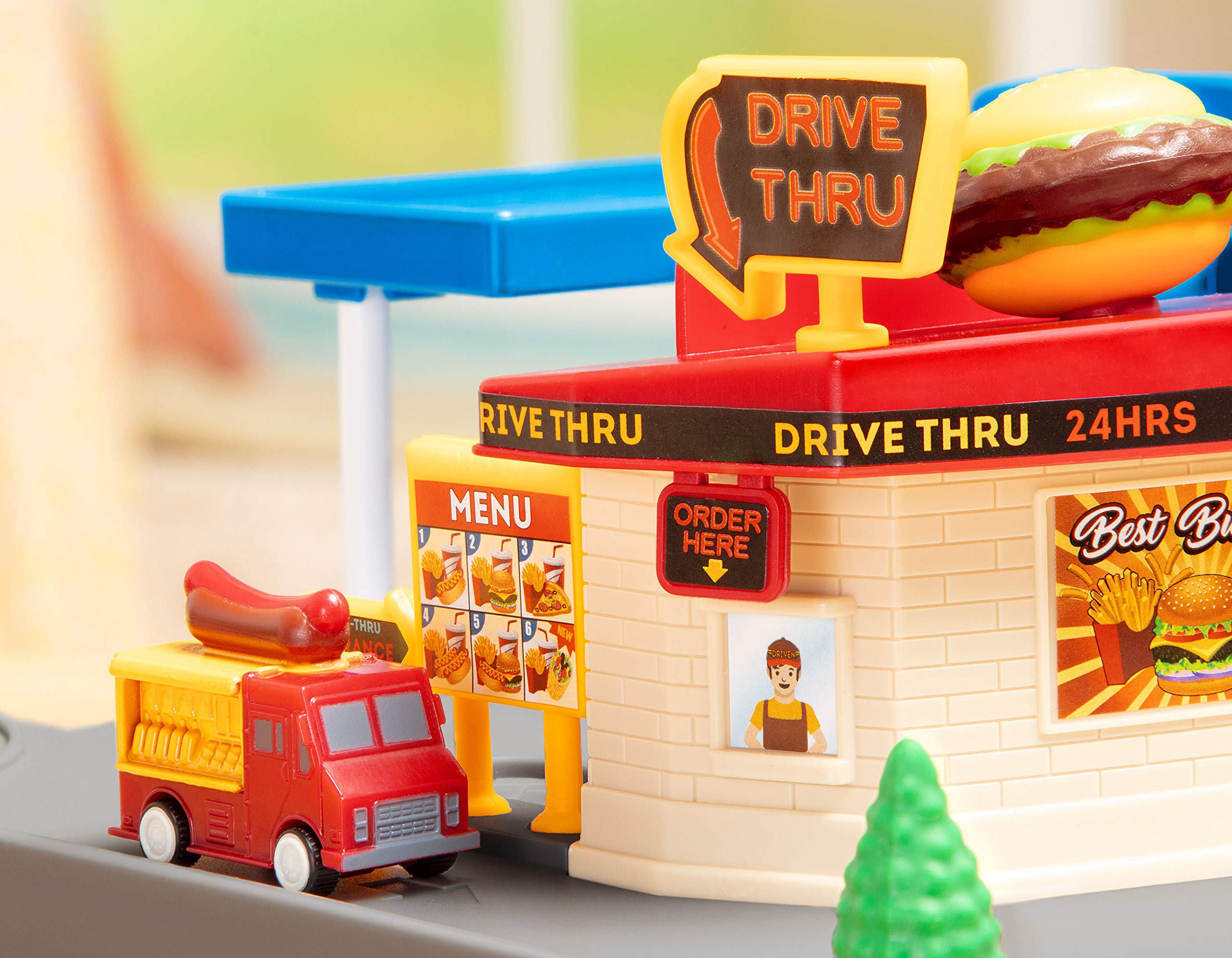 Driven by Battat – Gas Station & Drive-Thru Restaurant Playset – Toy Car Accessories for Kids – 5-Piece Set with Toy Food Truck – Toy Car Playset – 3 Years + – Pocket Dine & Drive Pit Stop (5pc)