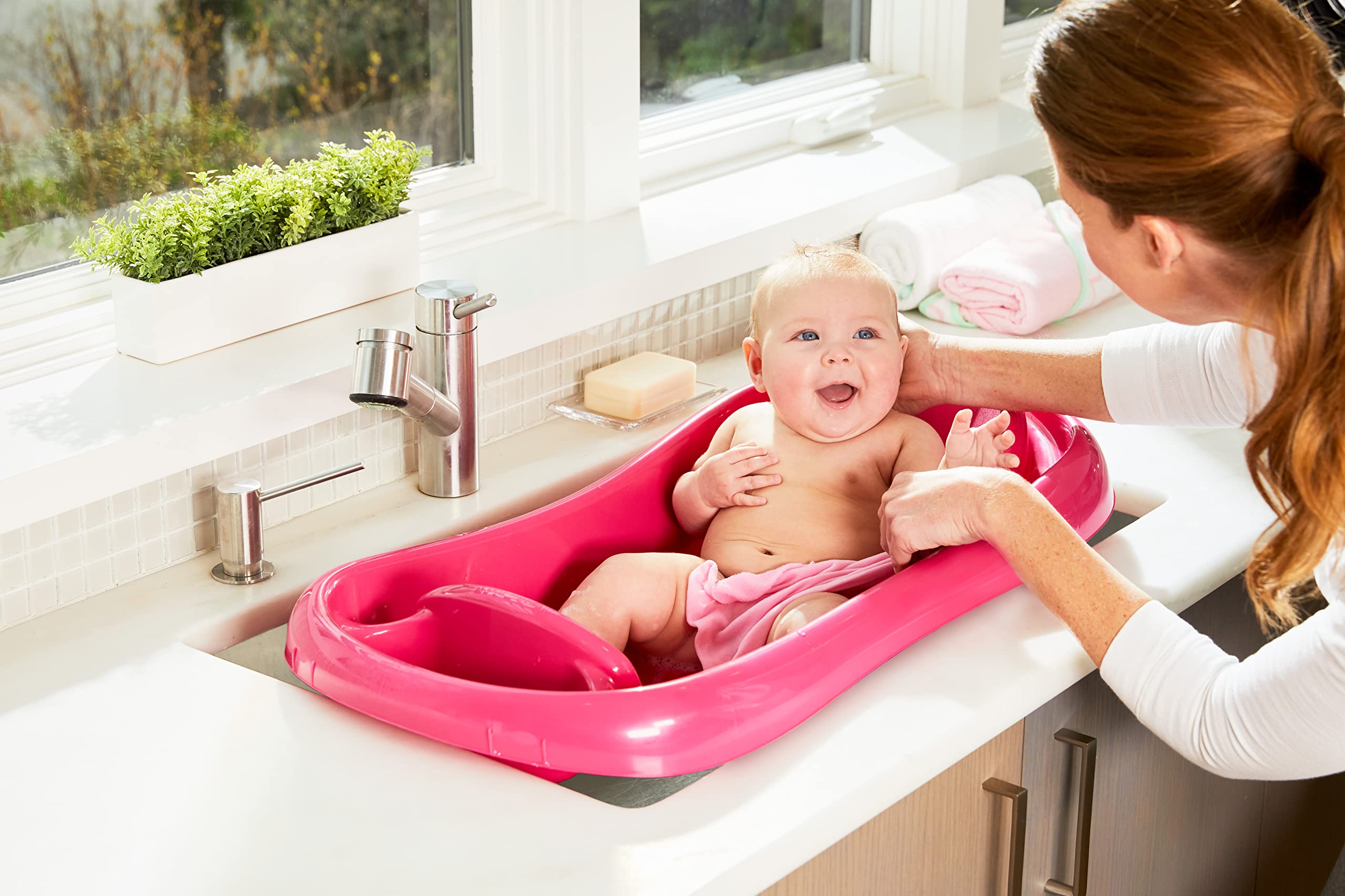 The First Years Adjustable 3-in-1 Baby Bath Tub - Convertible Baby Bath Seat for Infants to Toddlers - Includes Detachable Infant Bath Sling - Pink - Ages 0 to 9 Months