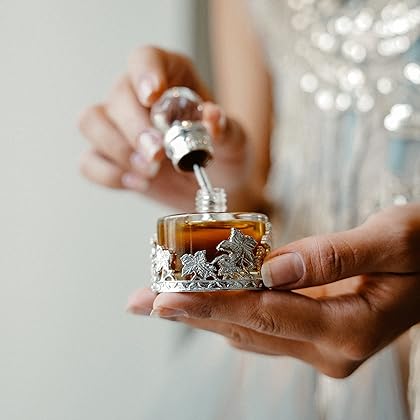 Swiss Arabian Rose Malaki - Luxury Products From Dubai - Long Lasting And Addictive Personal Perfume Oil Fragrance - A Seductive, Signature Aroma - The Luxurious Scent Of Arabia - 1 Oz