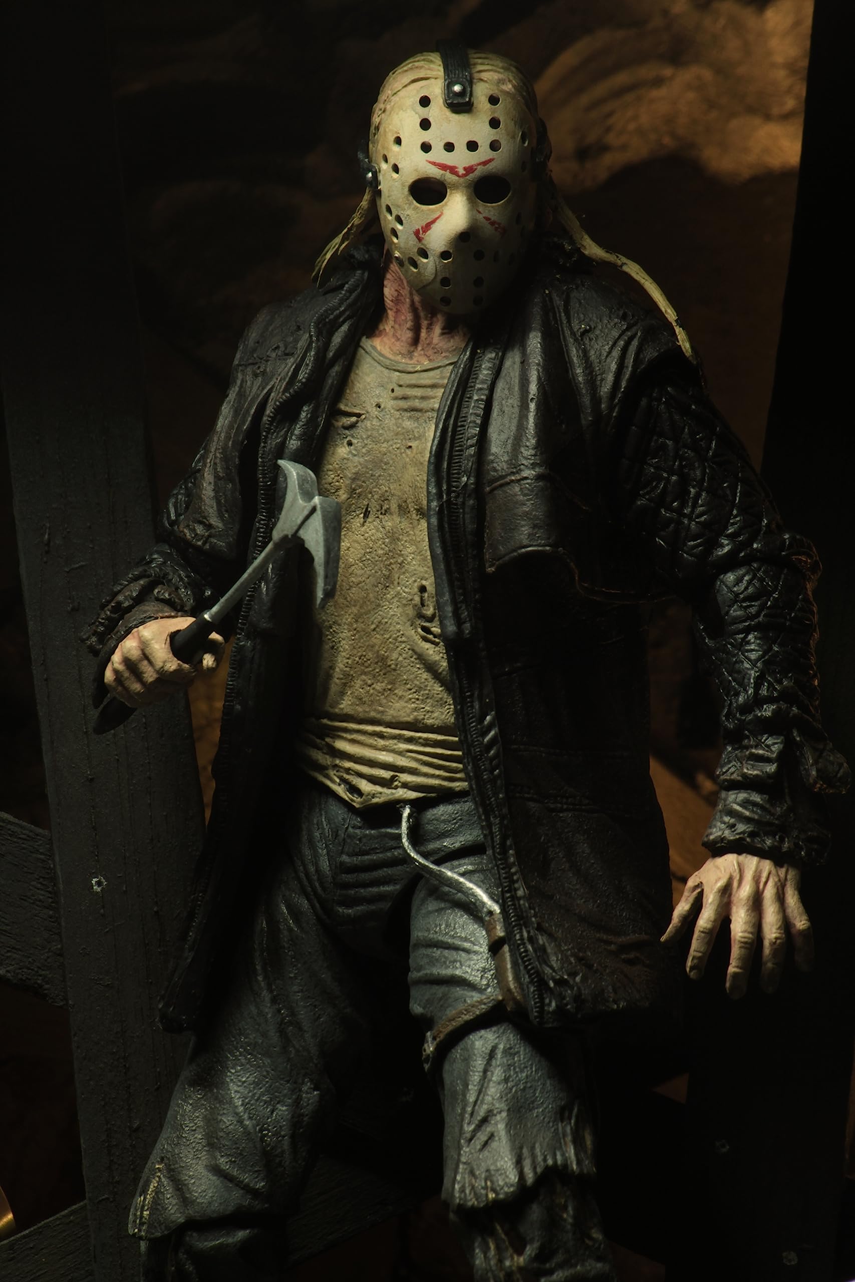 NECA - Friday The 13th - 7” Scale Action Figure - Ultimate Jason (2009 Remake)