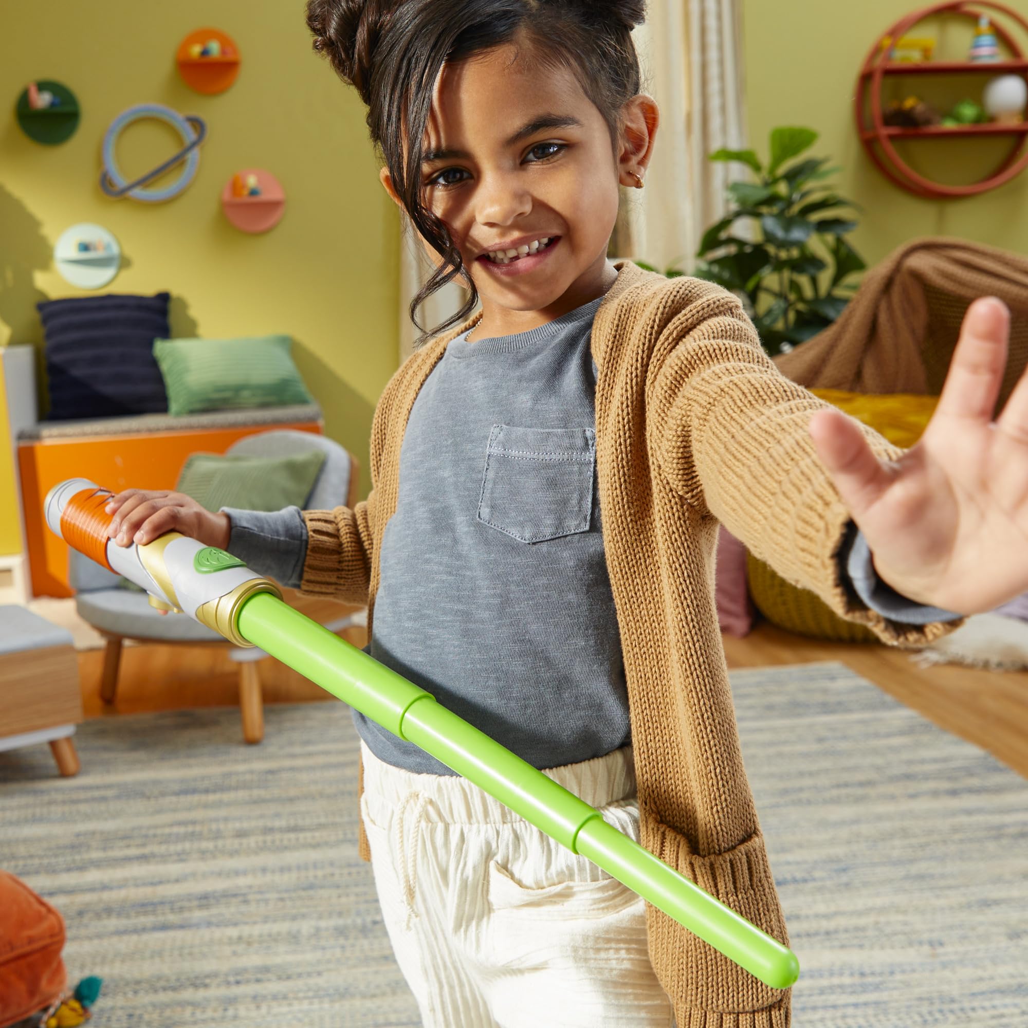 STAR WARS Young Jedi Adventures, Kai Brightstar Green Extendable Lightsaber, Toys, Preschool Toys for 3 Year Old Boys & Girls