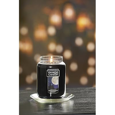  Yankee Candle Fluffy Towels Scented, Classic 22oz Large Jar  Single Wick Candle, Over 110 Hours of Burn Time