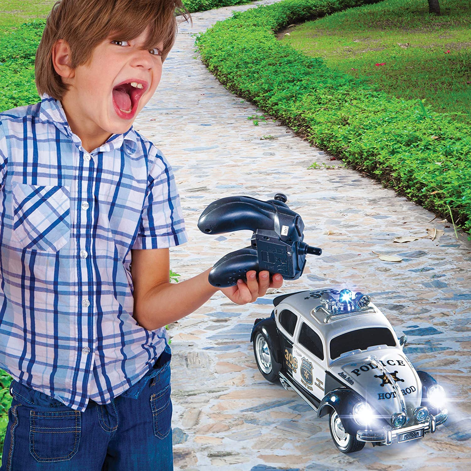 Top Race Remote Control Police Car, with Lights and Sirens | RC Police Car for Kids | Easy to Control, Rubber Tires, Heavy Duty Old Fashioned Style