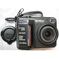 Nikon Coolpix 880 3.2MP Digital Camera w/ 2.5x Optical Zoom